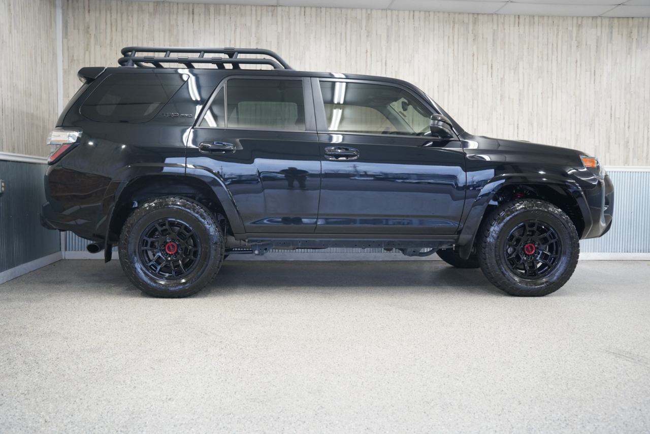 Toyota 4Runner TRD Pro 4WD (Natl) 2021