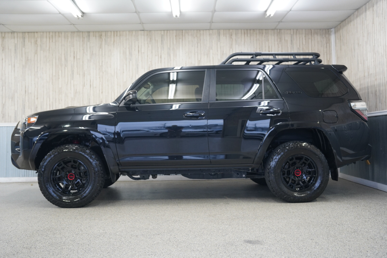 Toyota 4Runner TRD Pro 4WD (Natl) 2021