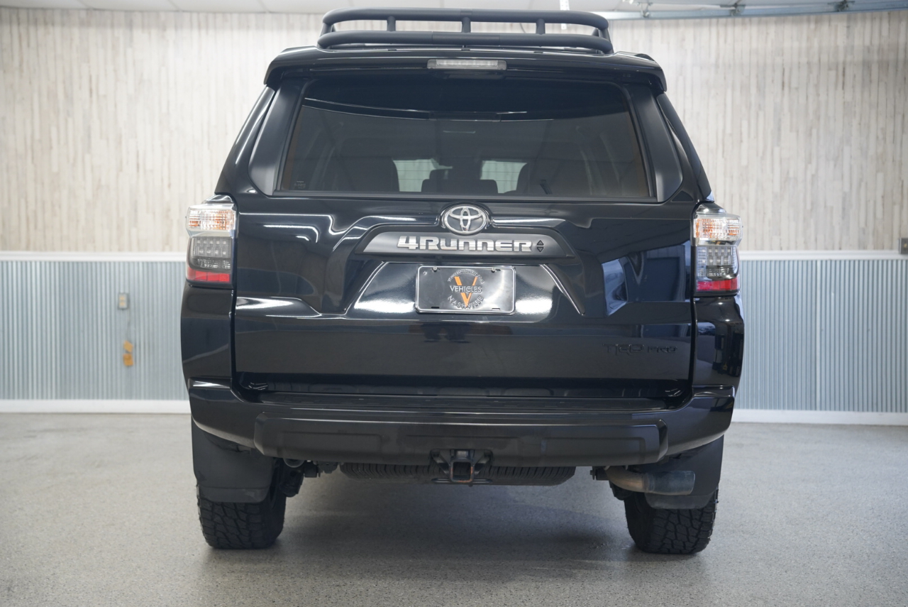 Toyota 4Runner TRD Pro 4WD (Natl) 2021