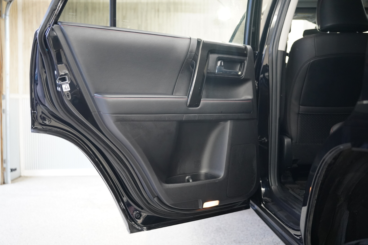 Toyota 4Runner TRD Pro 4WD (Natl) 2021