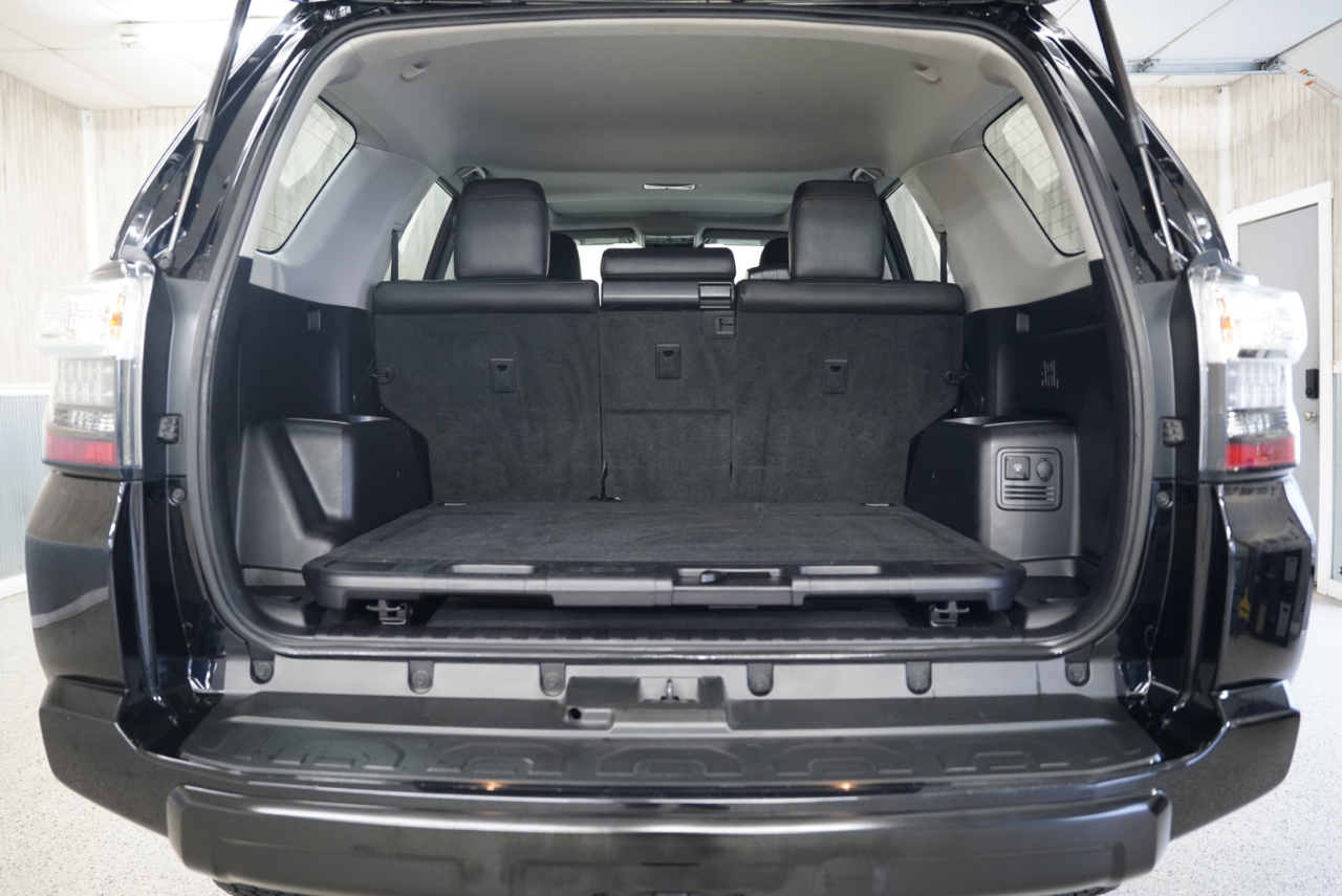 Toyota 4Runner TRD Pro 4WD (Natl) 2021