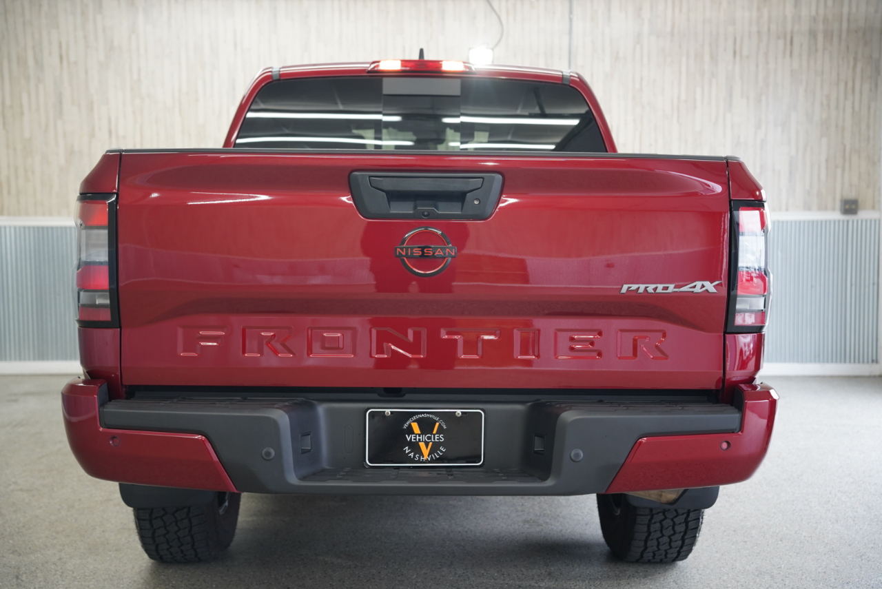 Nissan Frontier Crew Cab 4x4 PRO-4X Auto *Ltd Avail* 2023