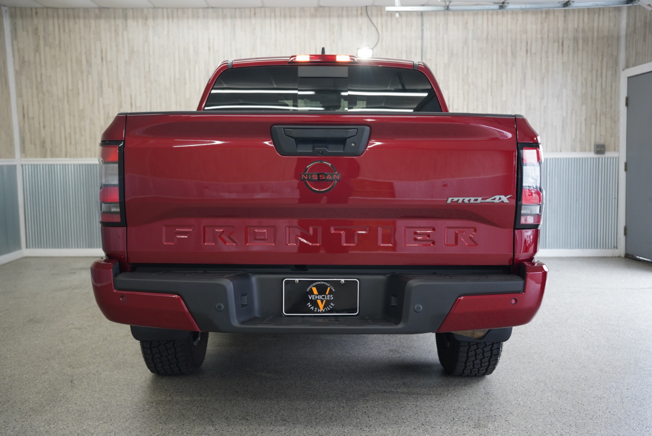 Nissan Frontier Crew Cab 4x4 PRO-4X Auto *Ltd Avail* 2023