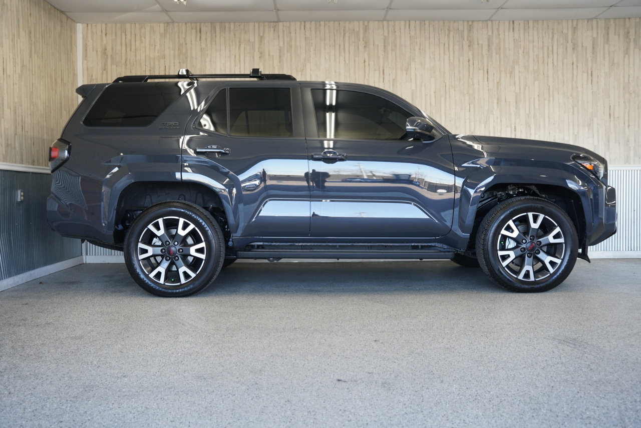 Toyota 4Runner  2025