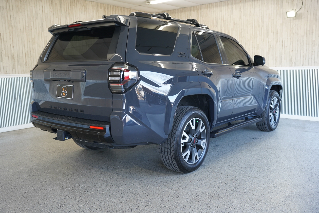 Toyota 4Runner  2025