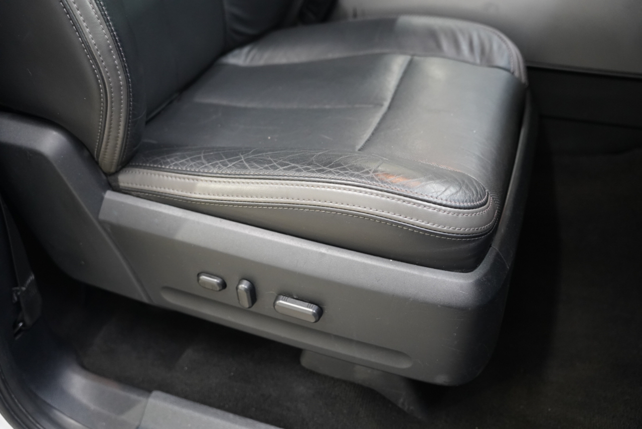 Ford Expedition 2WD 4dr Platinum 2016