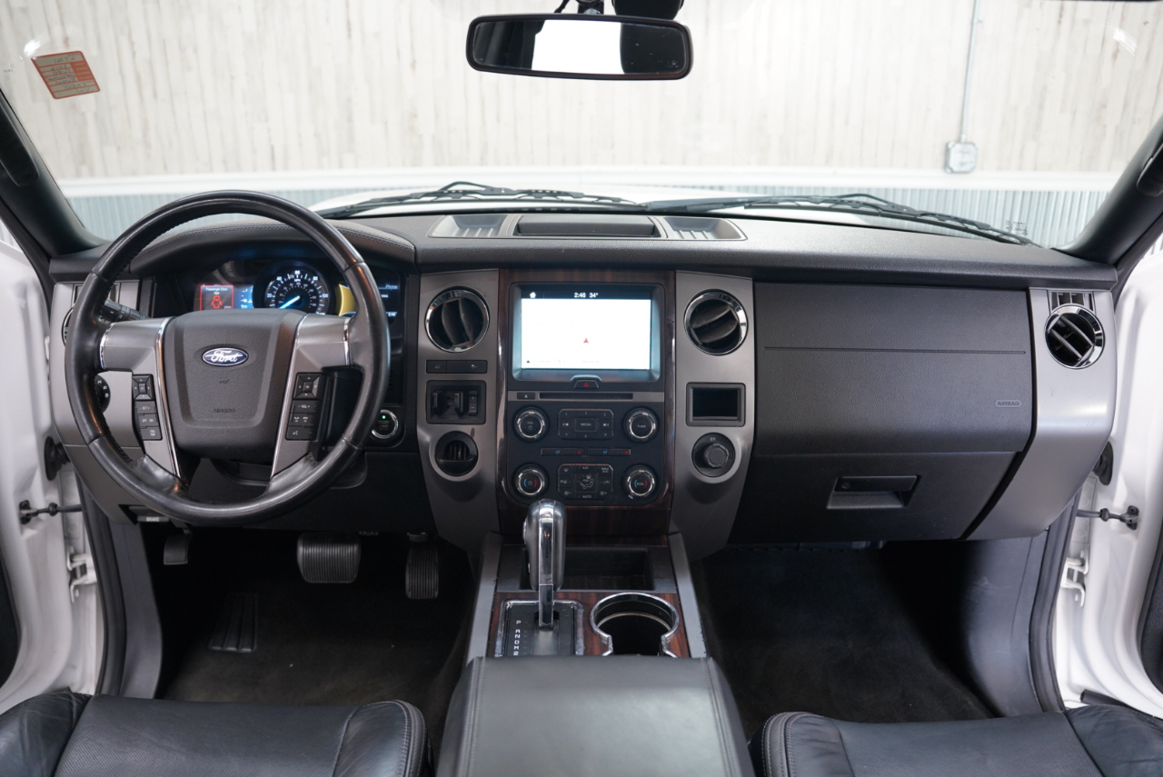 Ford Expedition 2WD 4dr Platinum 2016