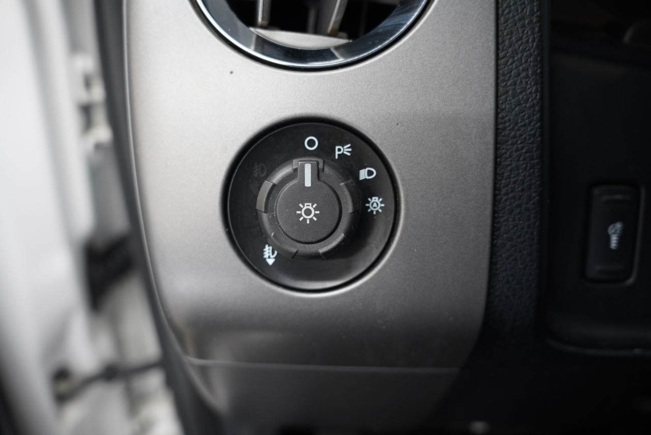 Ford Expedition 2WD 4dr Platinum 2016