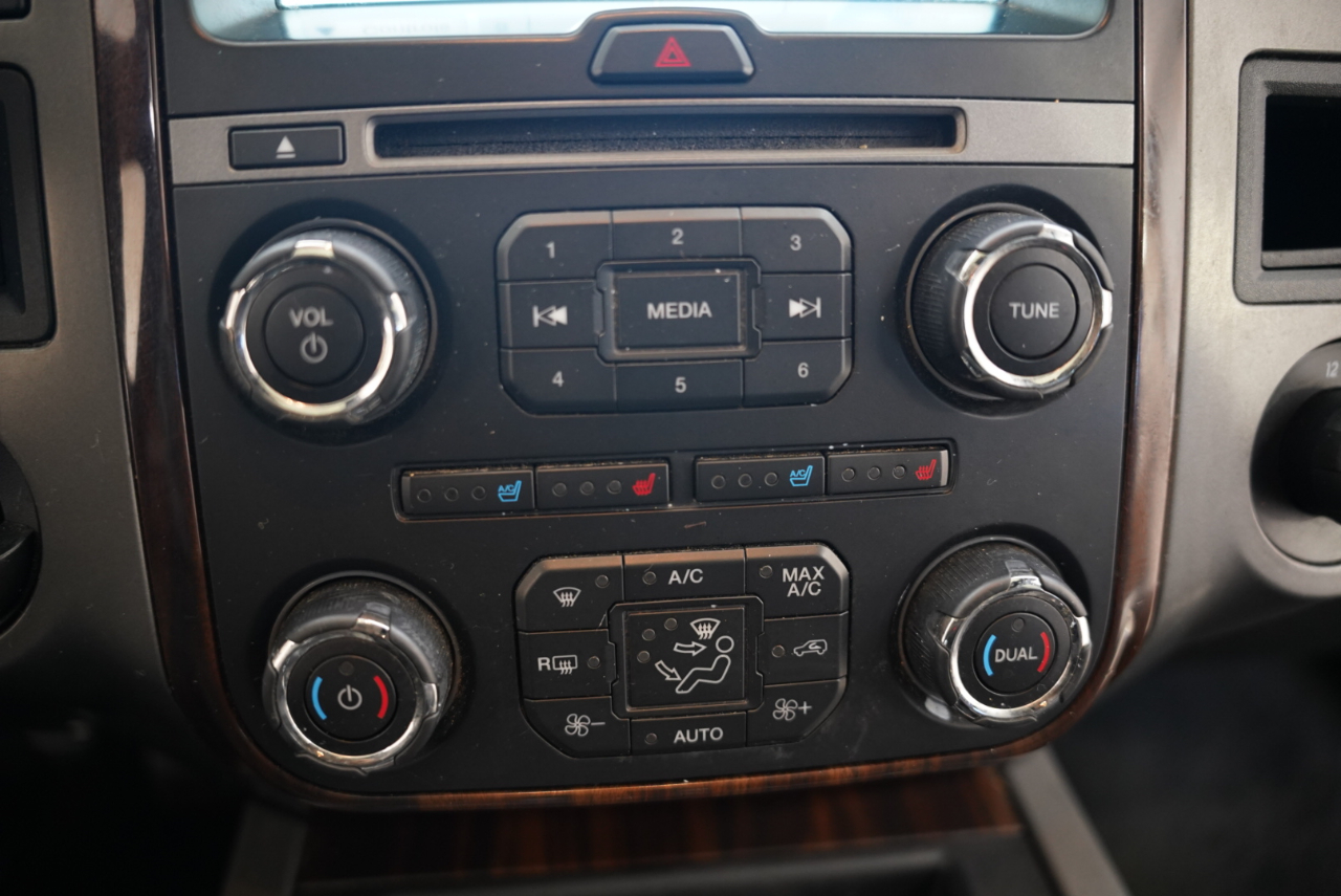 Ford Expedition 2WD 4dr Platinum 2016