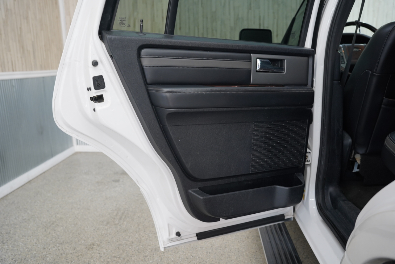 Ford Expedition 2WD 4dr Platinum 2016