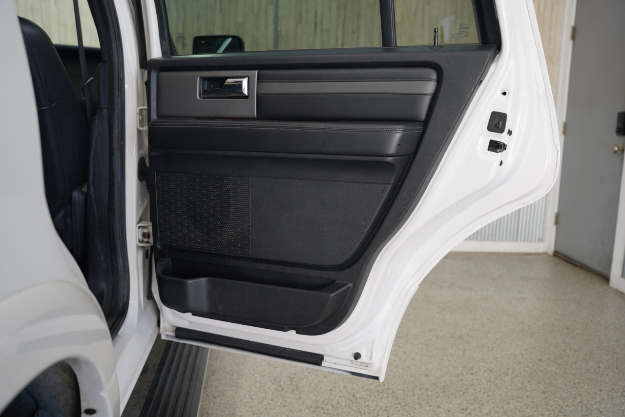 Ford Expedition 2WD 4dr Platinum 2016