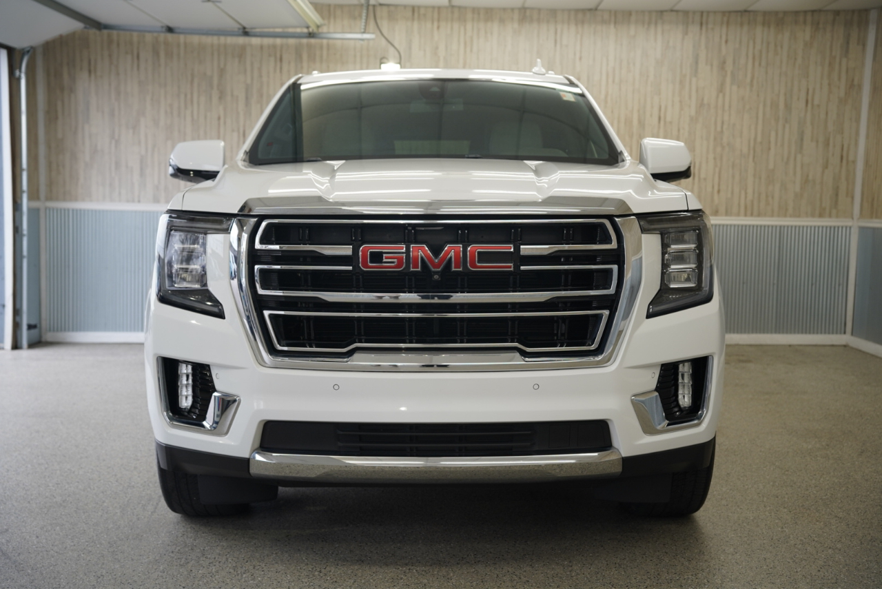 GMC Yukon XL 4WD 4dr SLT 2021