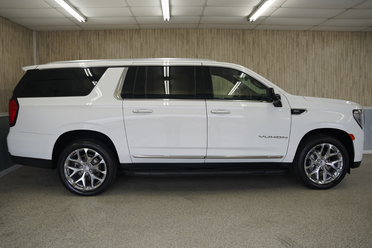 GMC Yukon XL 4WD 4dr SLT 2021