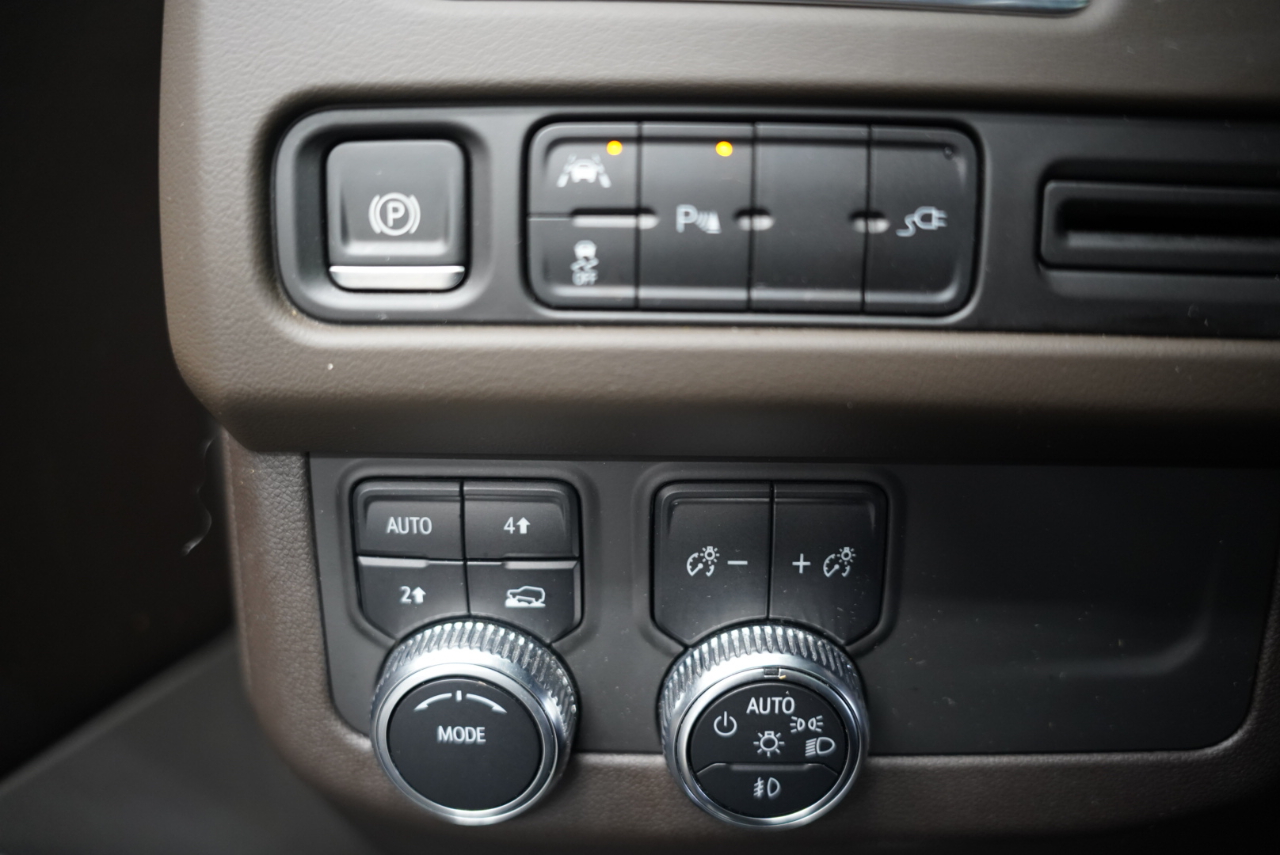 GMC Yukon XL 4WD 4dr SLT 2021