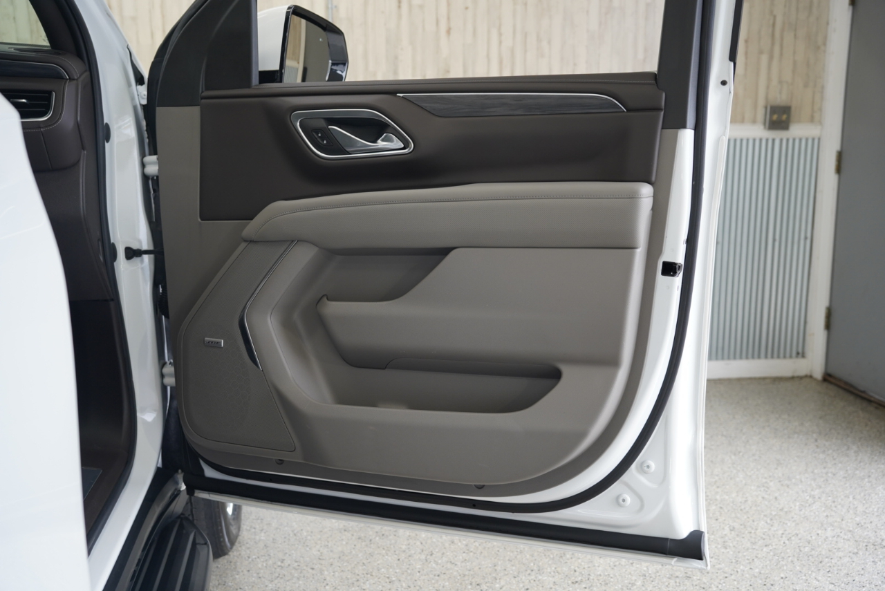 GMC Yukon XL 4WD 4dr SLT 2021