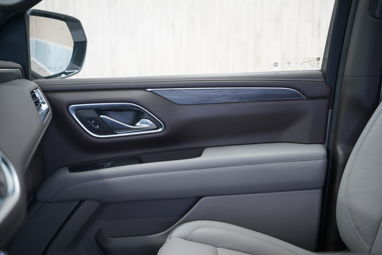 GMC Yukon XL 4WD 4dr SLT 2021