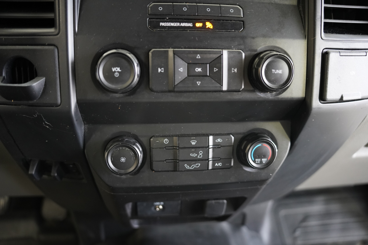 Ford F-150 XL 2WD SuperCrew 5.5' Box 2018