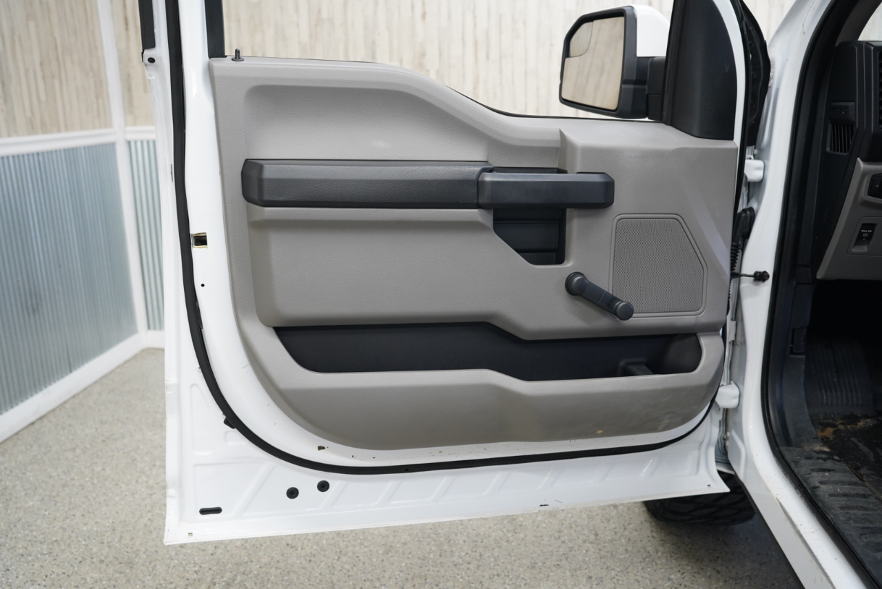 Ford F-150 XL 2WD SuperCrew 5.5' Box 2018