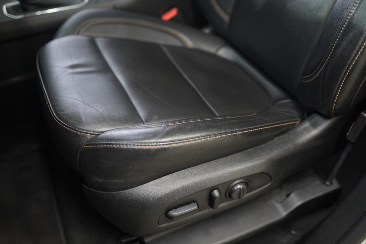 Chevrolet Traverse FWD 4dr LT Leather w/3LT 2019