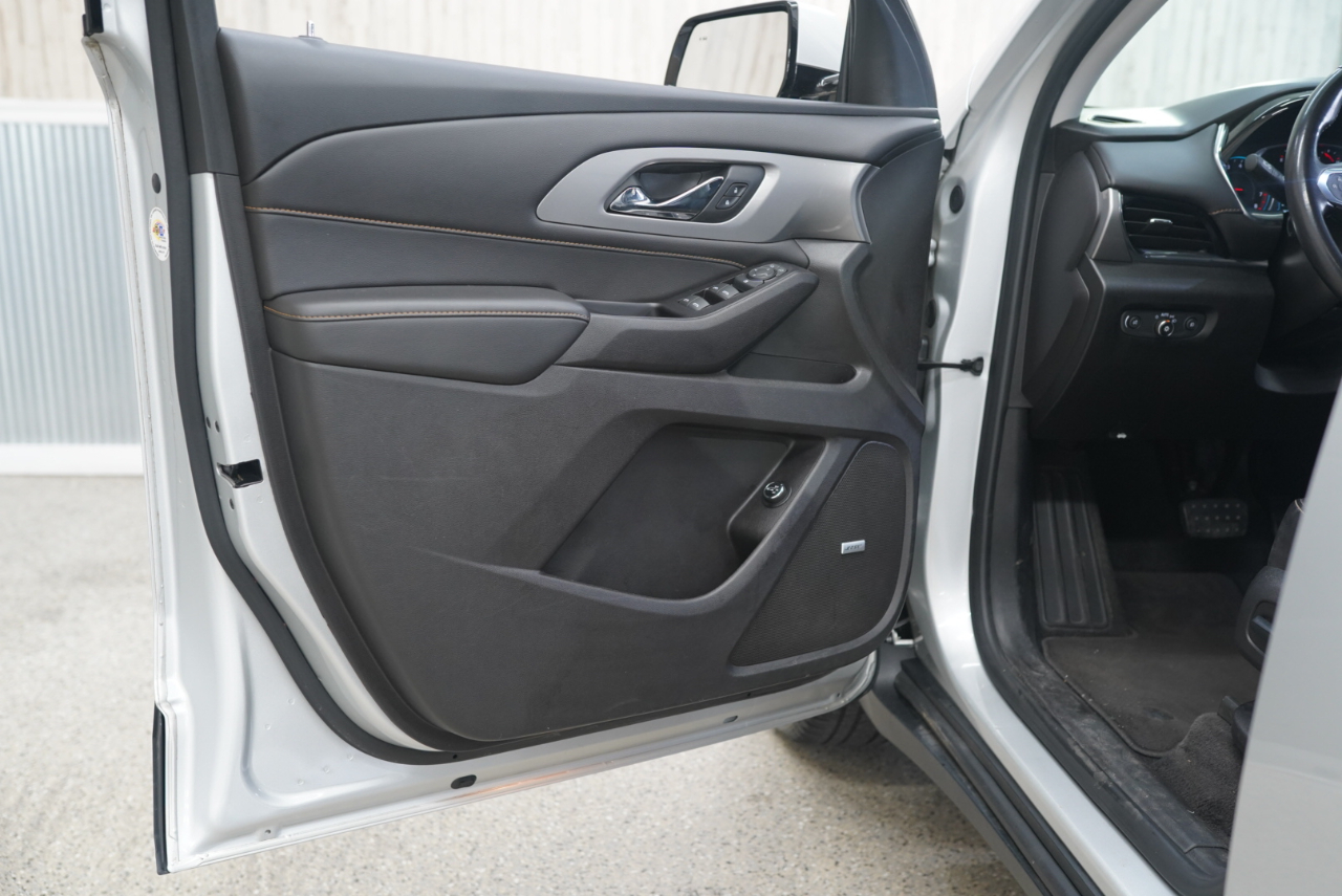 Chevrolet Traverse FWD 4dr LT Leather w/3LT 2019