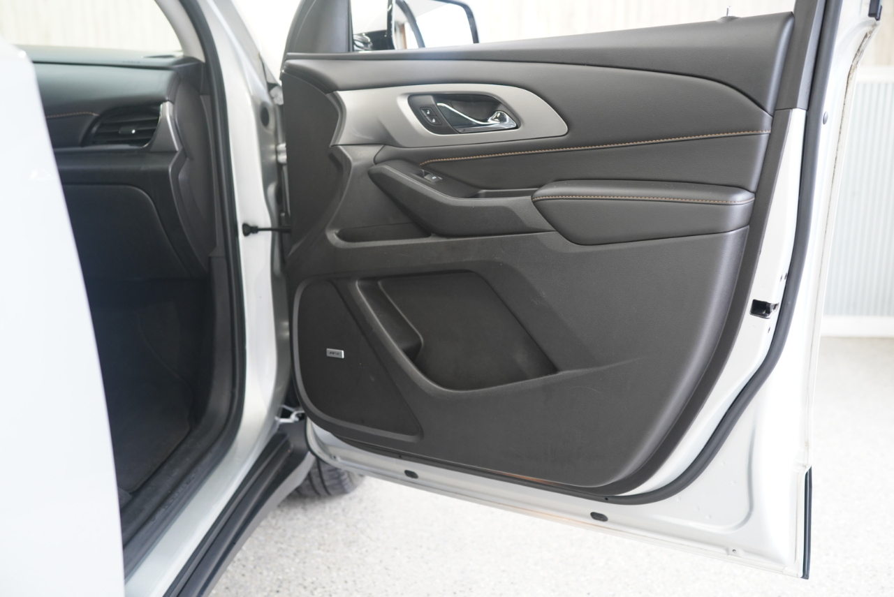 Chevrolet Traverse FWD 4dr LT Leather w/3LT 2019