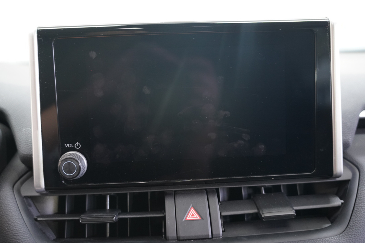 Toyota RAV4 Hybrid XLE AWD (Natl) 2024