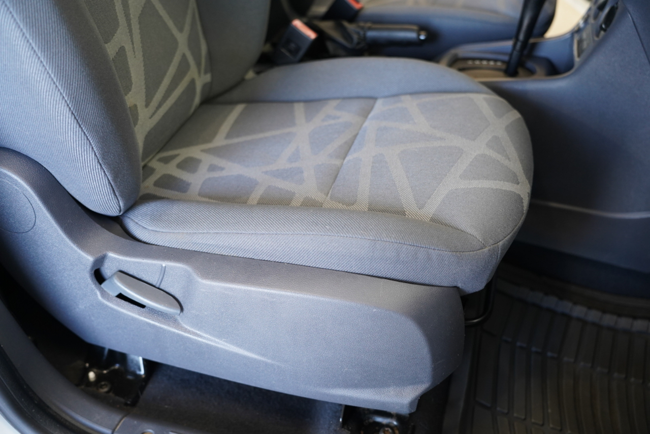 Ford Transit Connect 114.6" XLT w/side & rear door privacy glass 2012