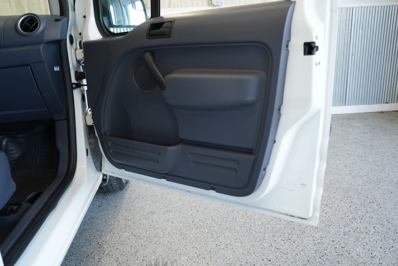 Ford Transit Connect 114.6" XLT w/side & rear door privacy glass 2012