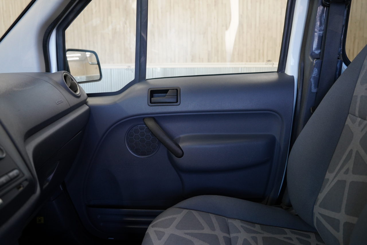 Ford Transit Connect 114.6" XLT w/side & rear door privacy glass 2012