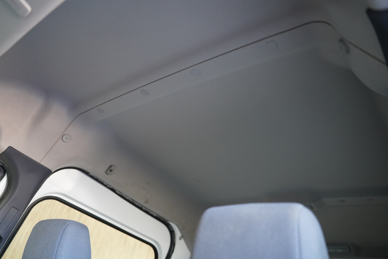 Ford Transit Connect 114.6" XLT w/side & rear door privacy glass 2012