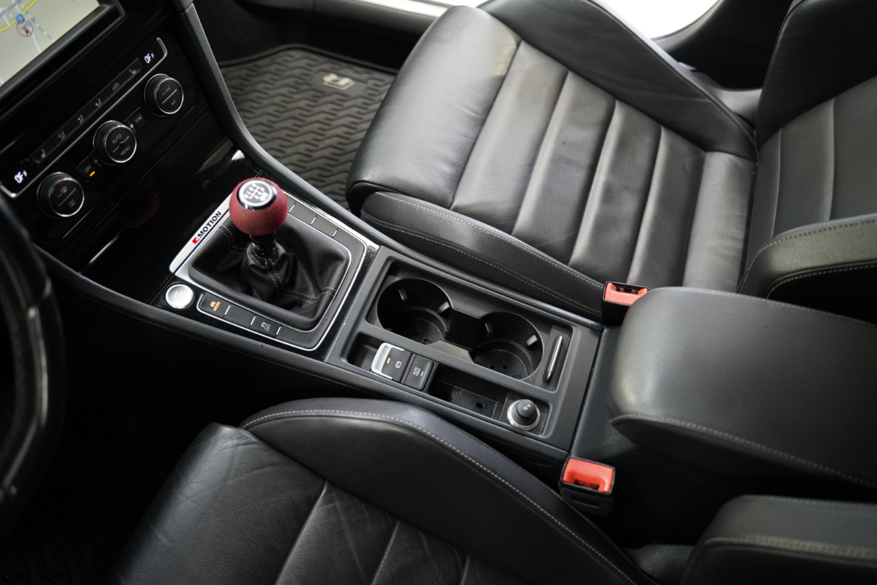 Volkswagen Golf R 4dr HB Man 2016