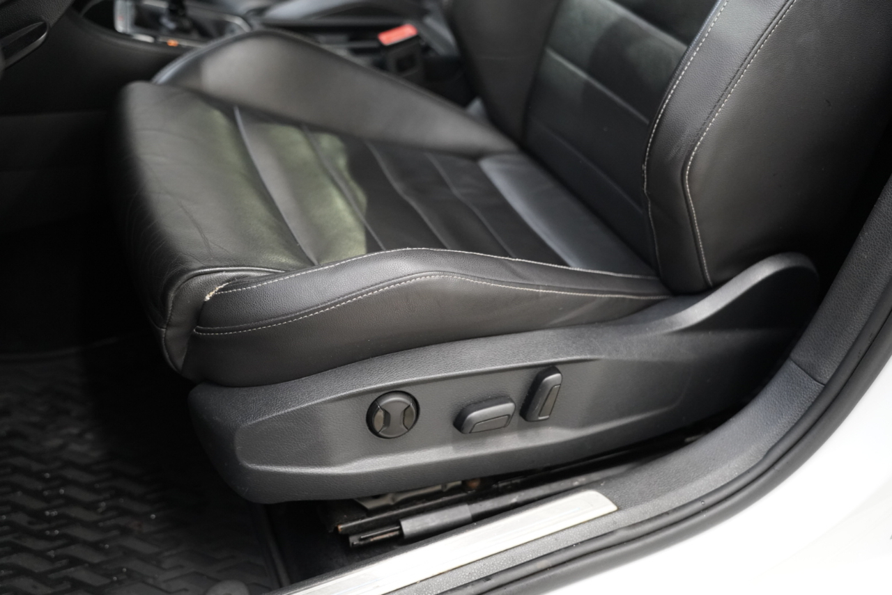 Volkswagen Golf R 4dr HB Man 2016