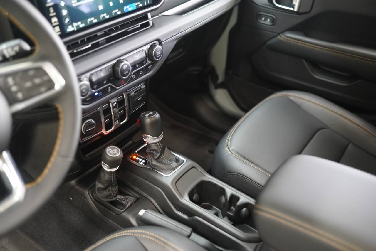 Jeep Wrangler 4xe Sahara 4x4 2024