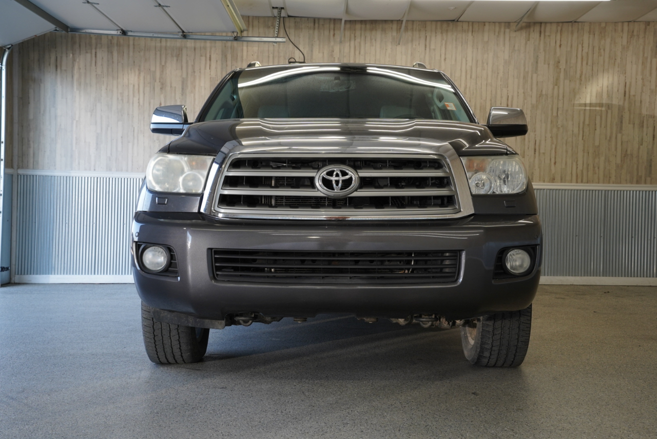 Toyota Sequoia  2014