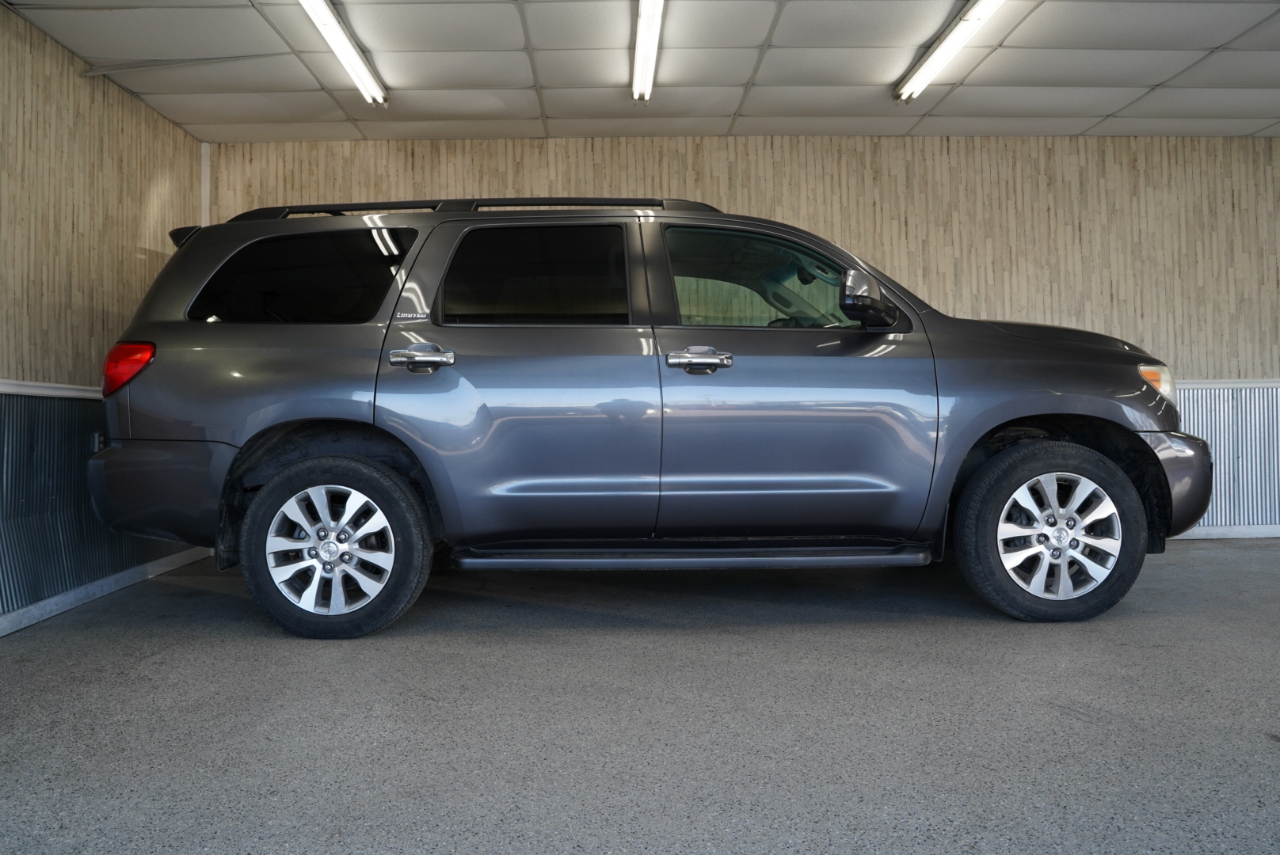 Toyota Sequoia  2014