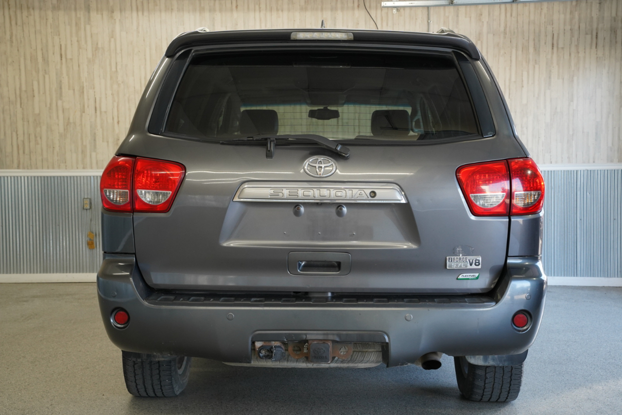 Toyota Sequoia  2014