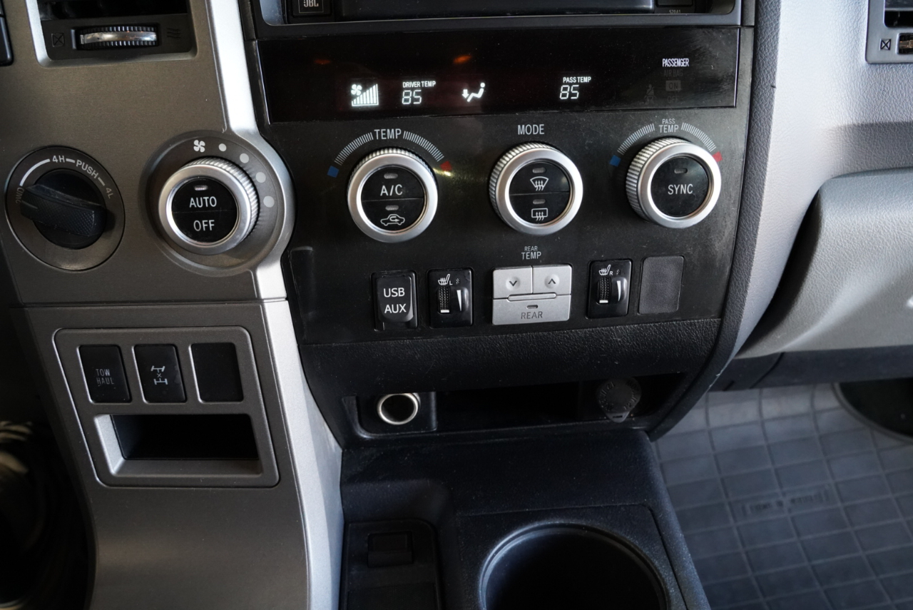 Toyota Sequoia  2014