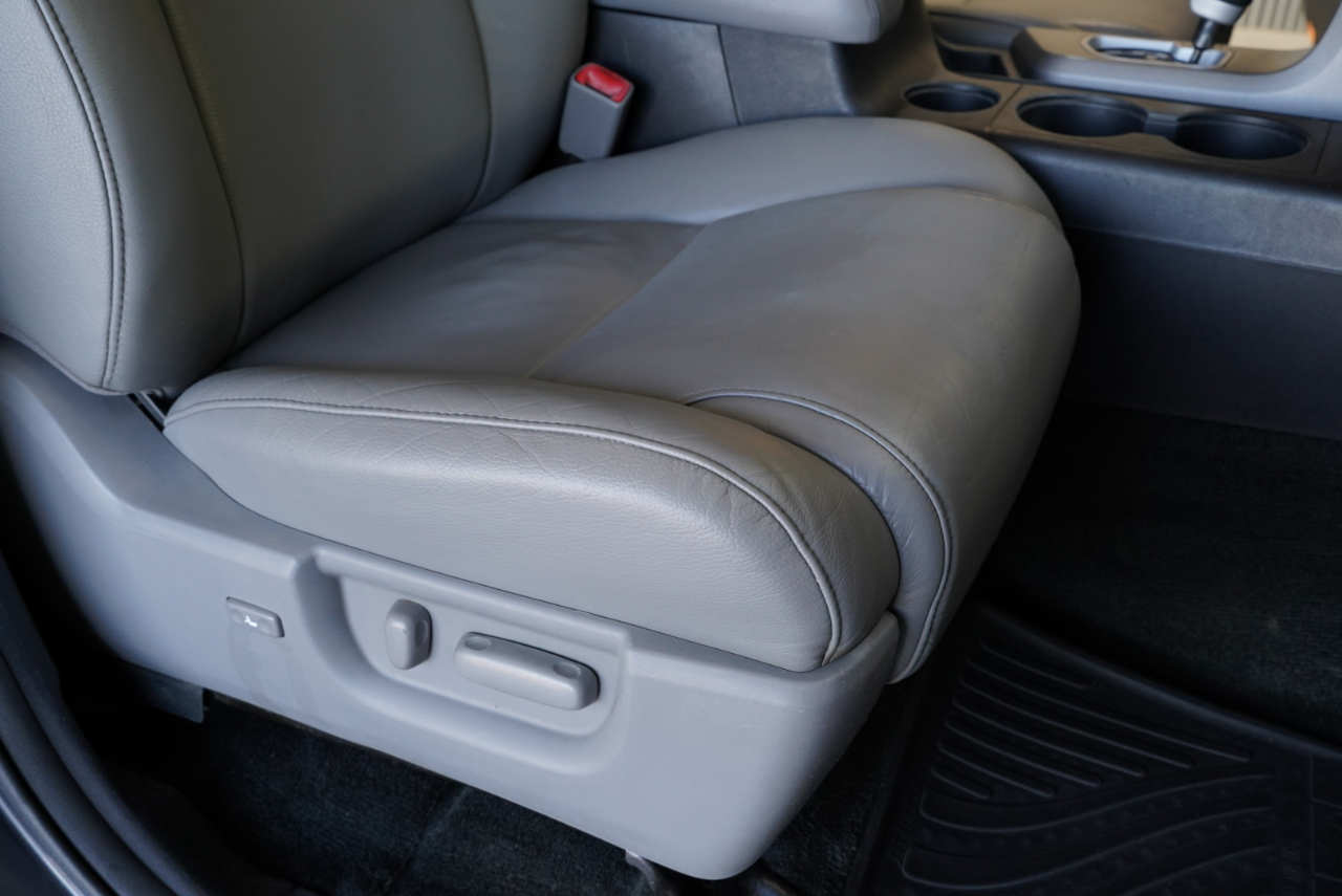 Toyota Sequoia  2014