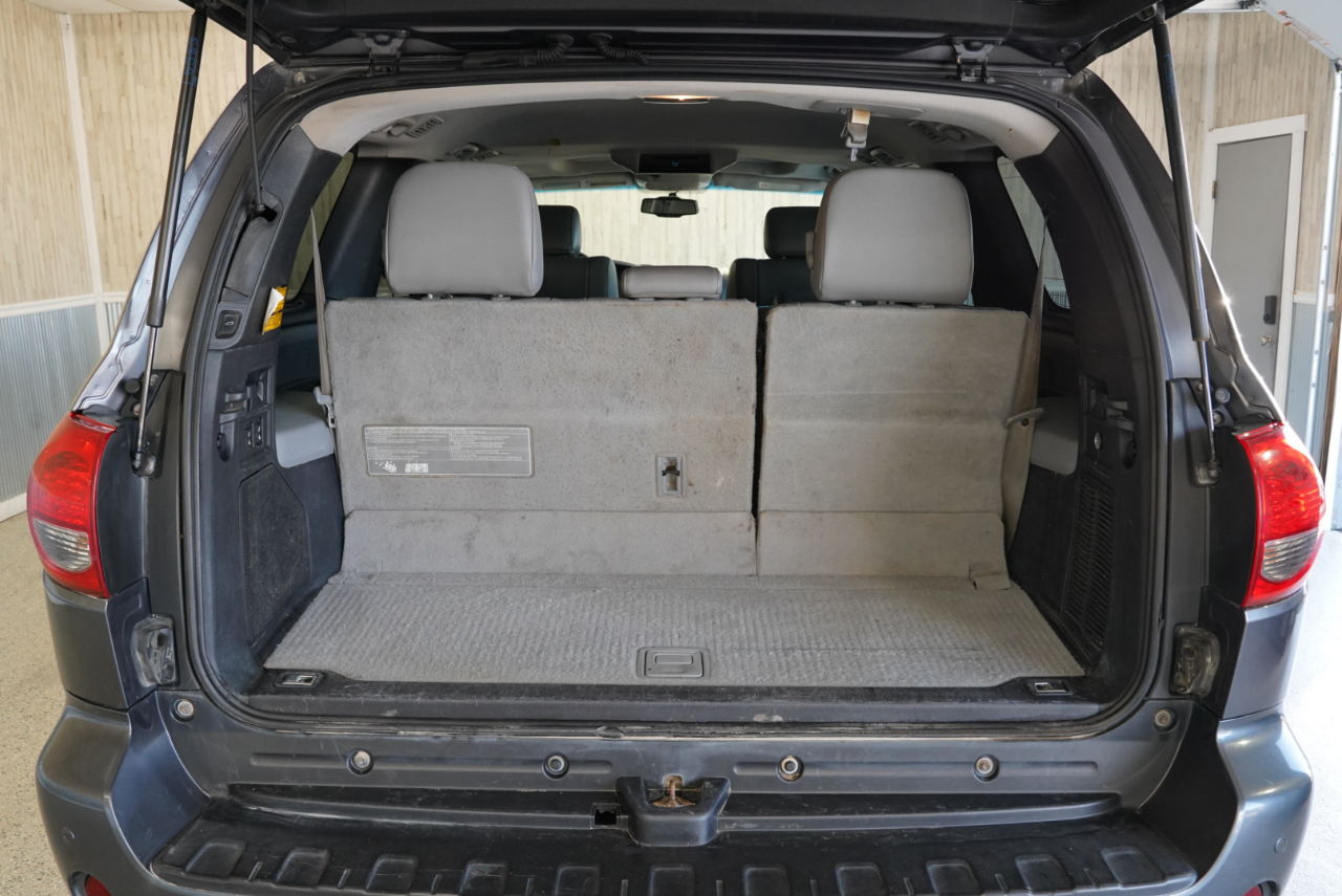 Toyota Sequoia  2014