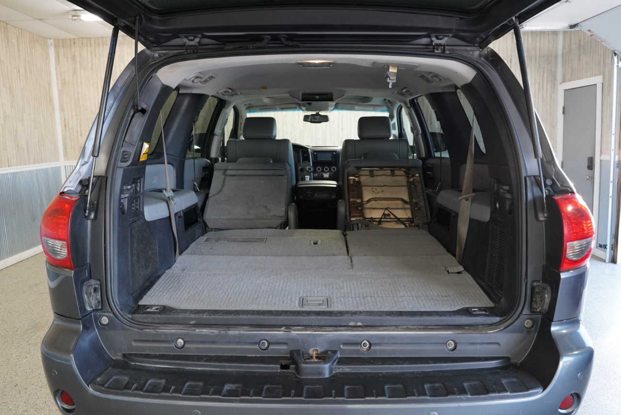 Toyota Sequoia  2014