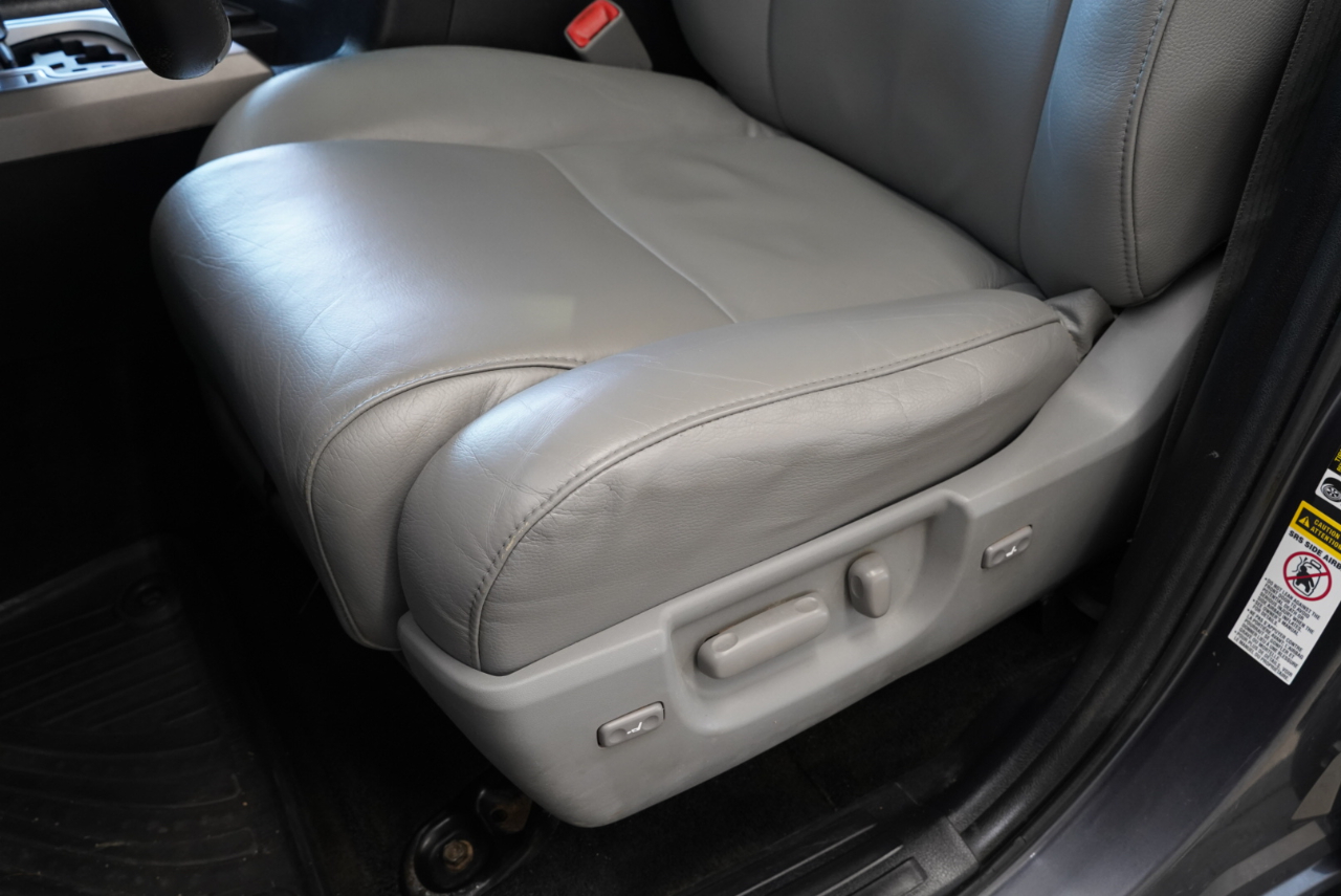 Toyota Sequoia  2014