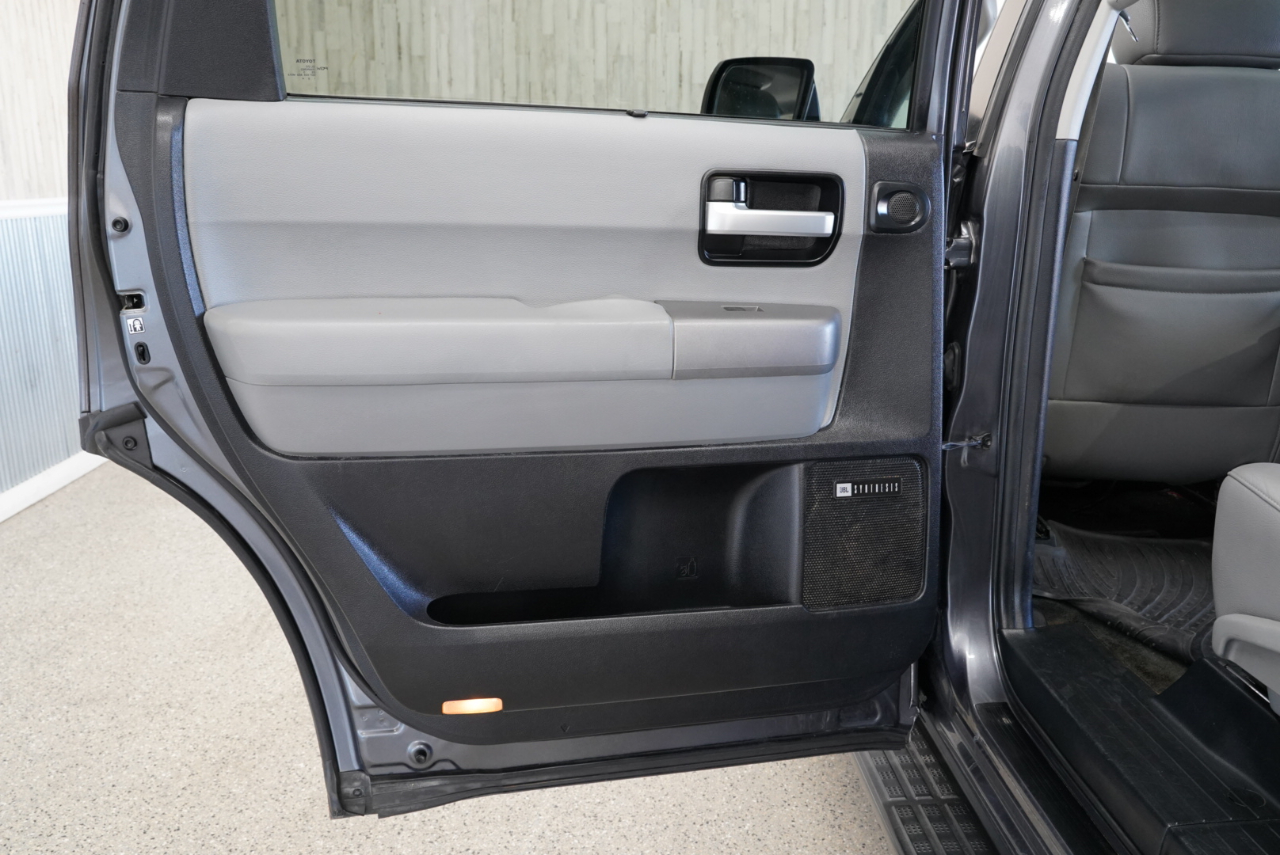 Toyota Sequoia  2014