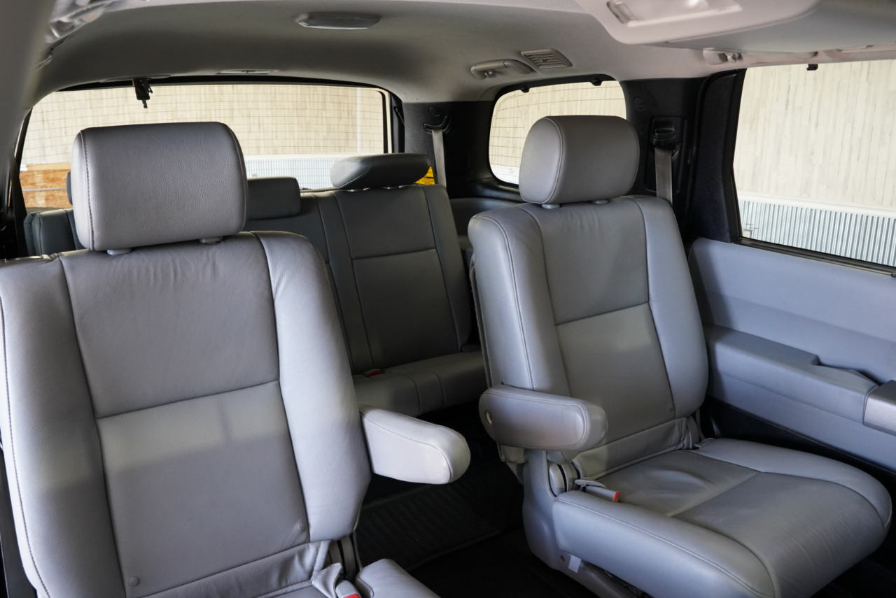 Toyota Sequoia  2014