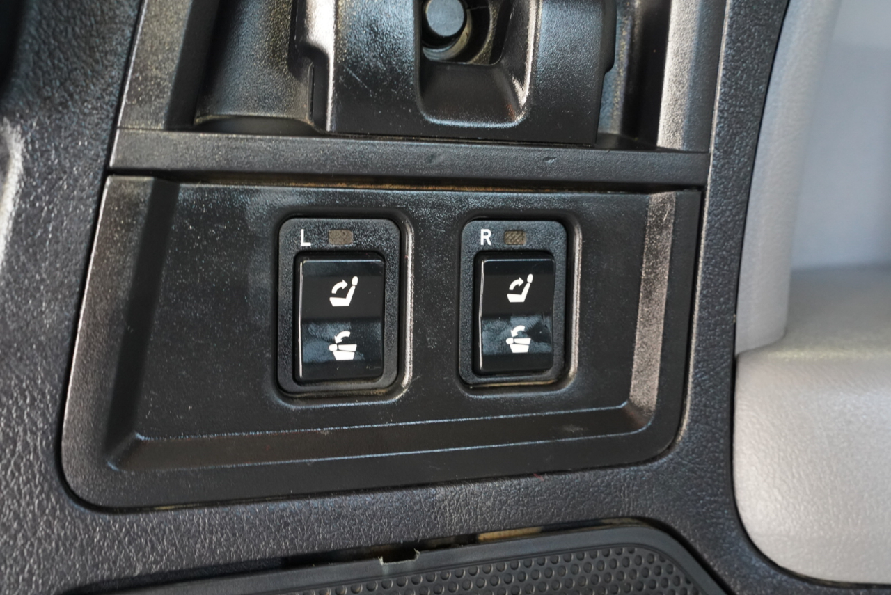 Toyota Sequoia  2014