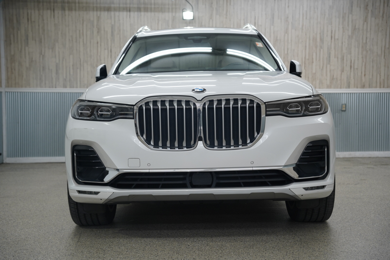 BMW X7 xDrive40i Sports Activity Vehicle 2022