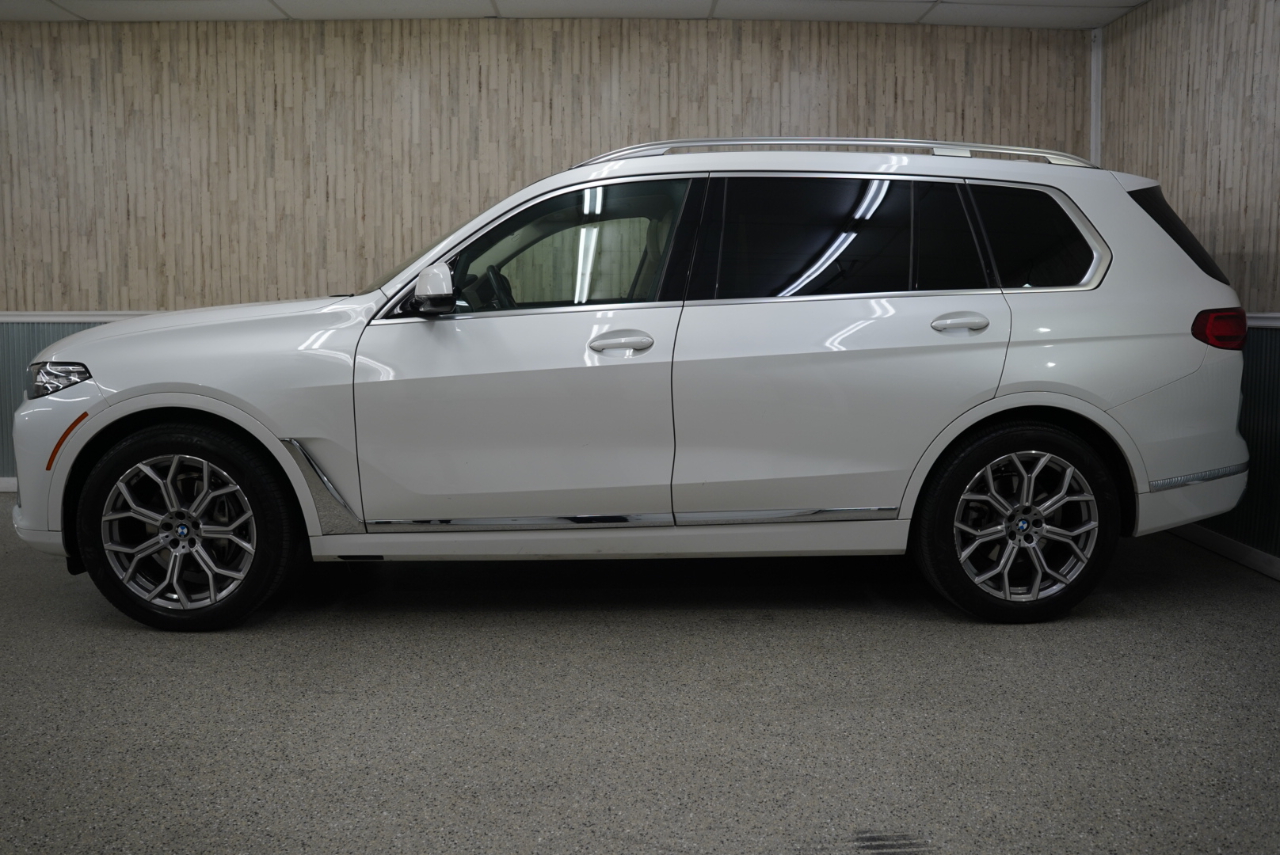 BMW X7 xDrive40i Sports Activity Vehicle 2022