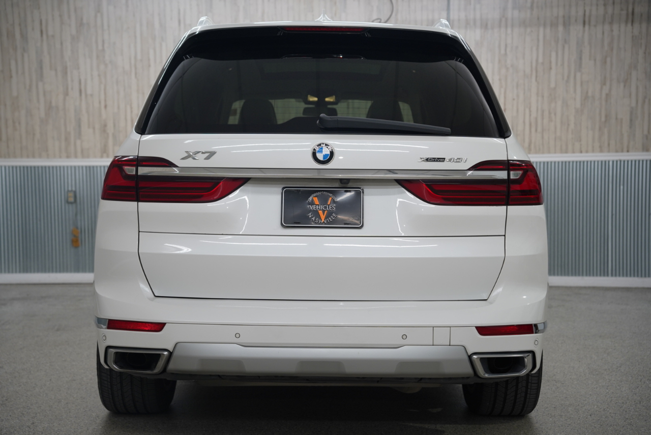 BMW X7 xDrive40i Sports Activity Vehicle 2022