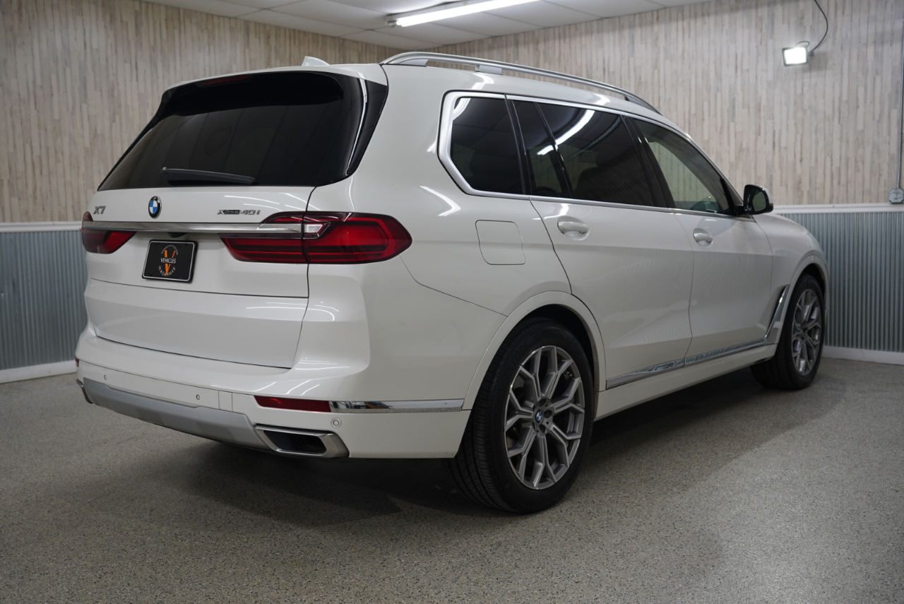 BMW X7 xDrive40i Sports Activity Vehicle 2022