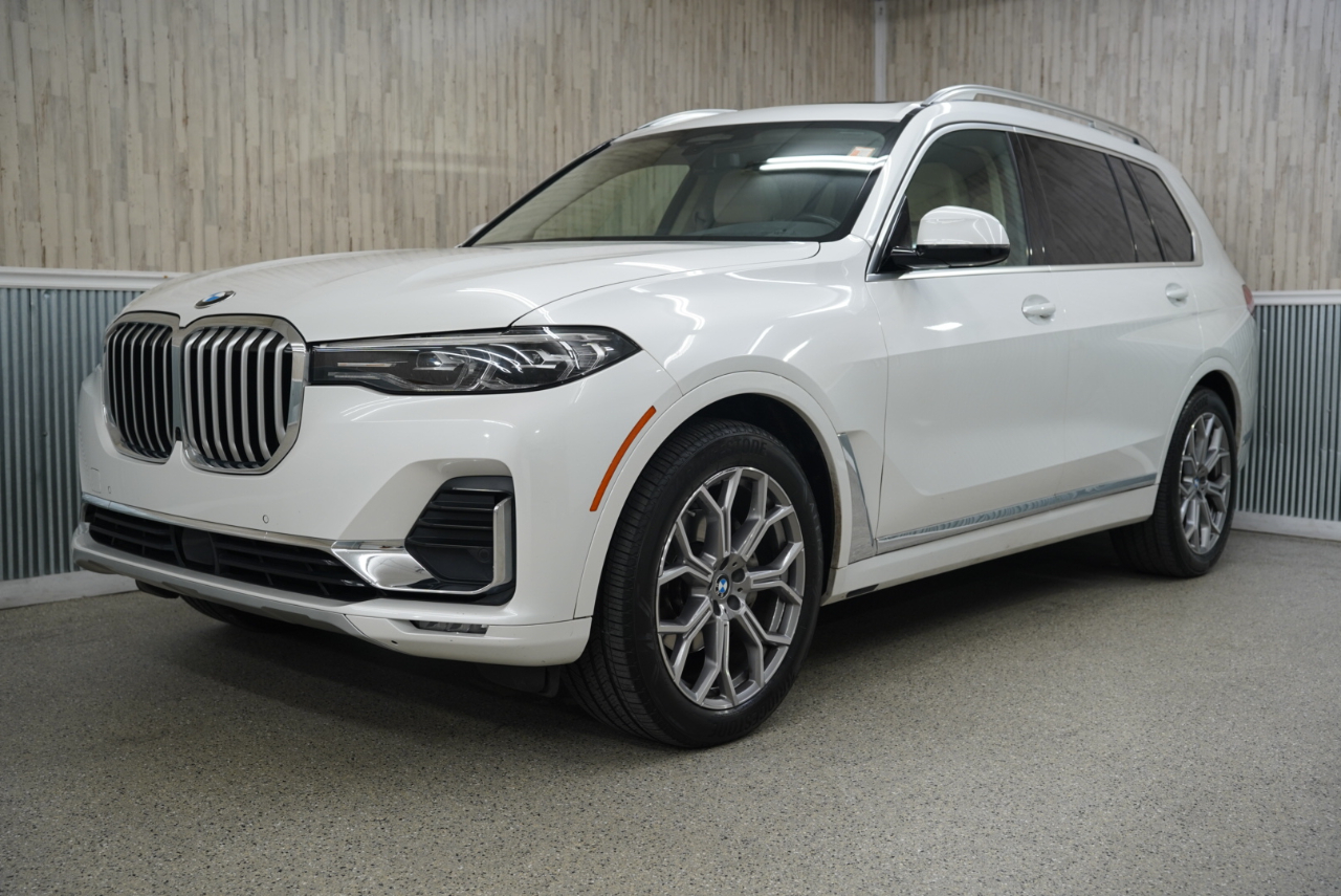BMW X7 xDrive40i Sports Activity Vehicle 2022
