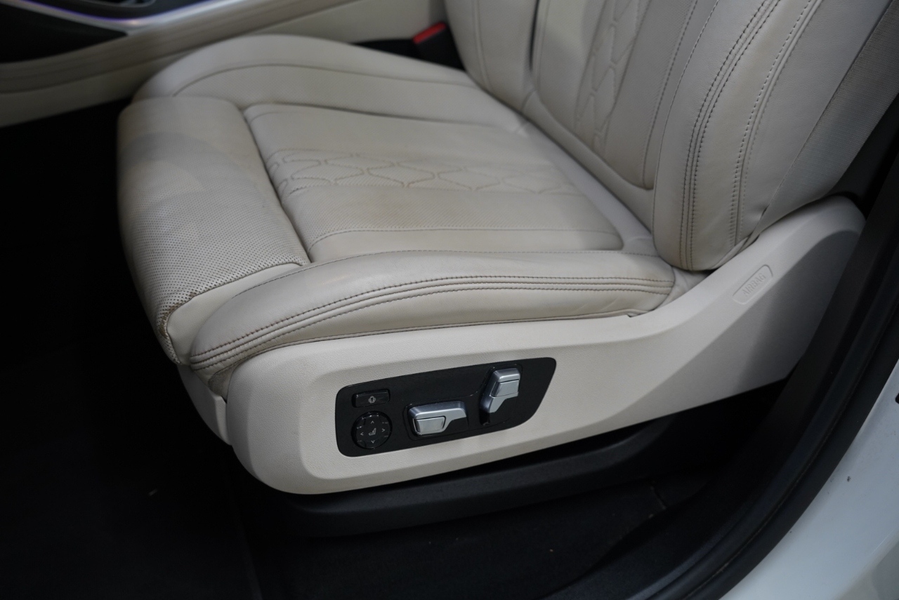 BMW X7 xDrive40i Sports Activity Vehicle 2022